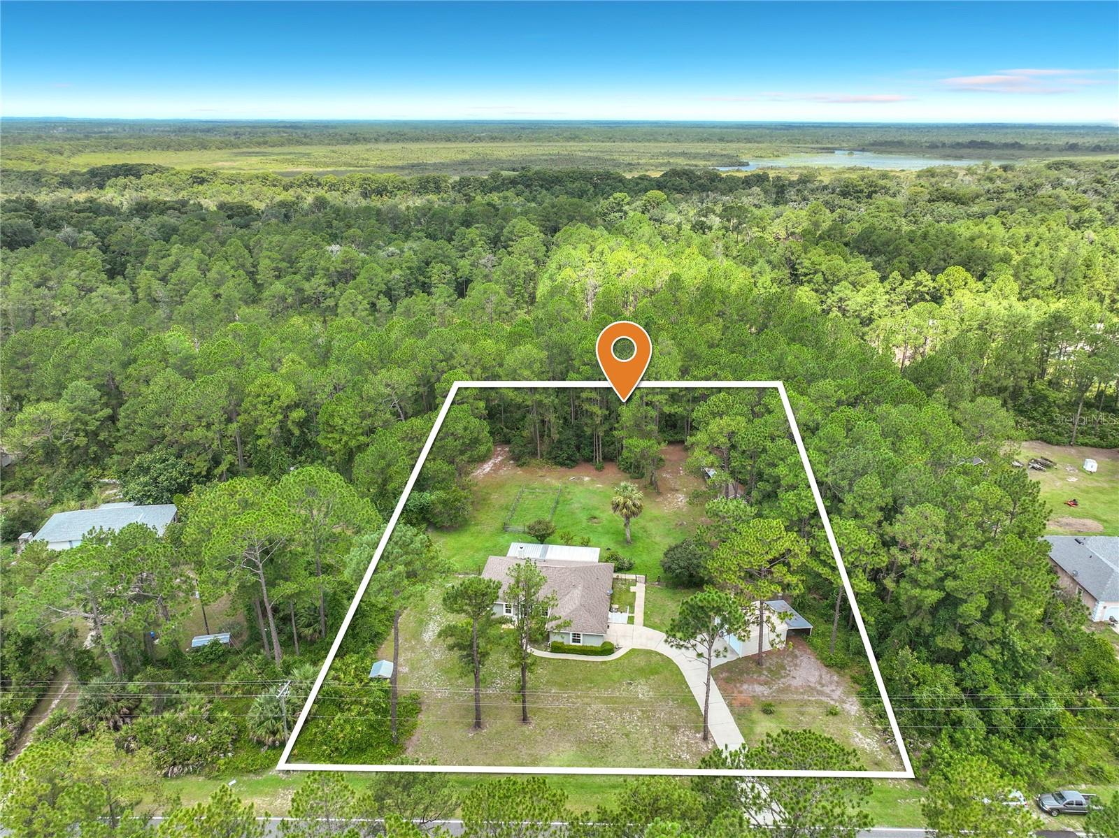 41821 Royal Trails Rd Property Photo 3