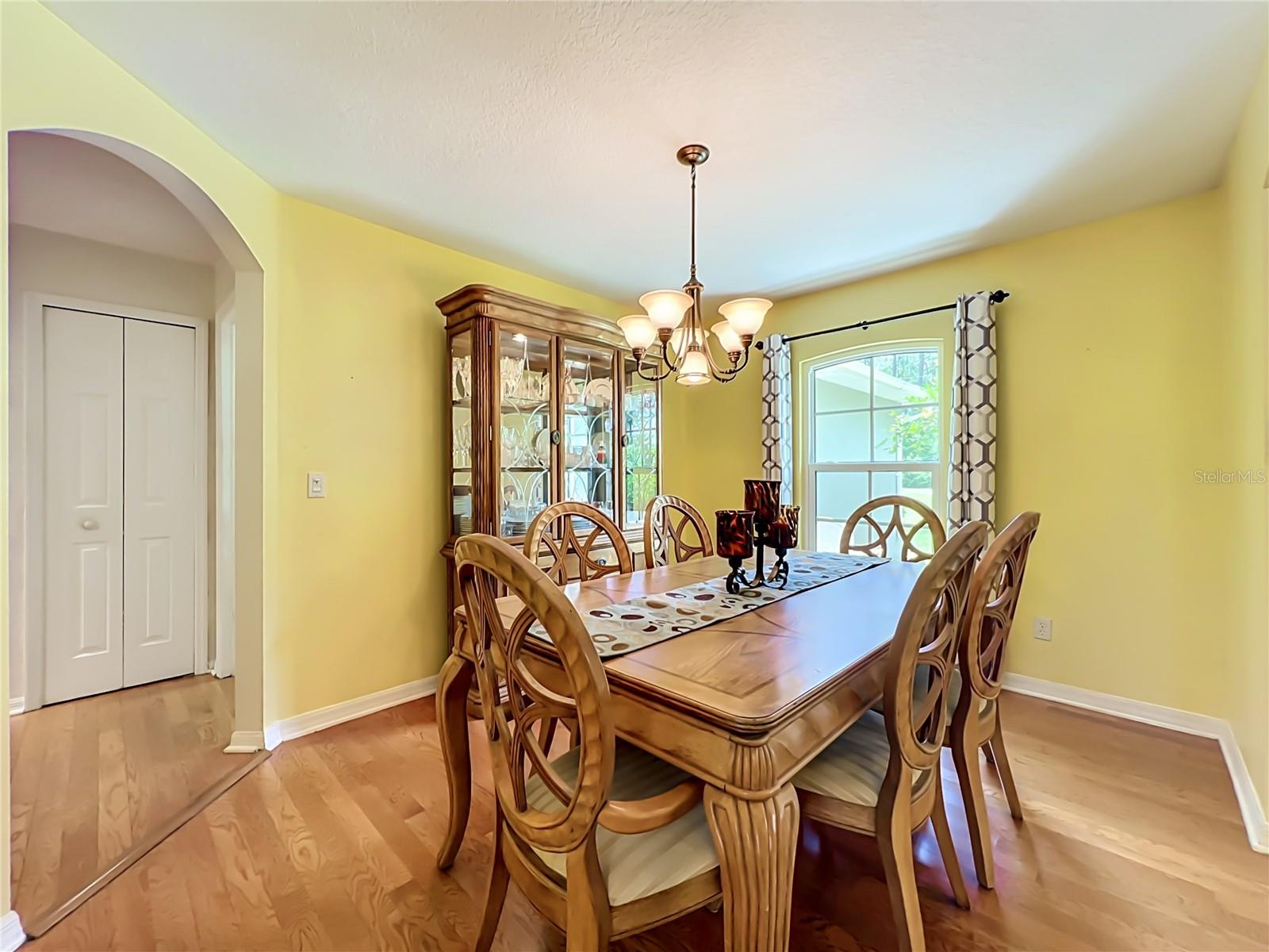 41821 Royal Trails Rd Property Photo 18
