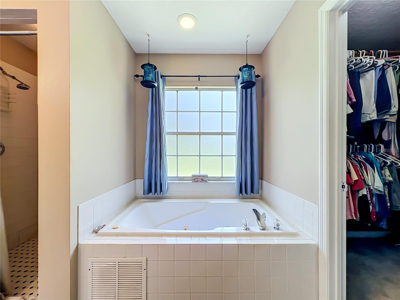 41821 Royal Trails Rd Property Photo 24