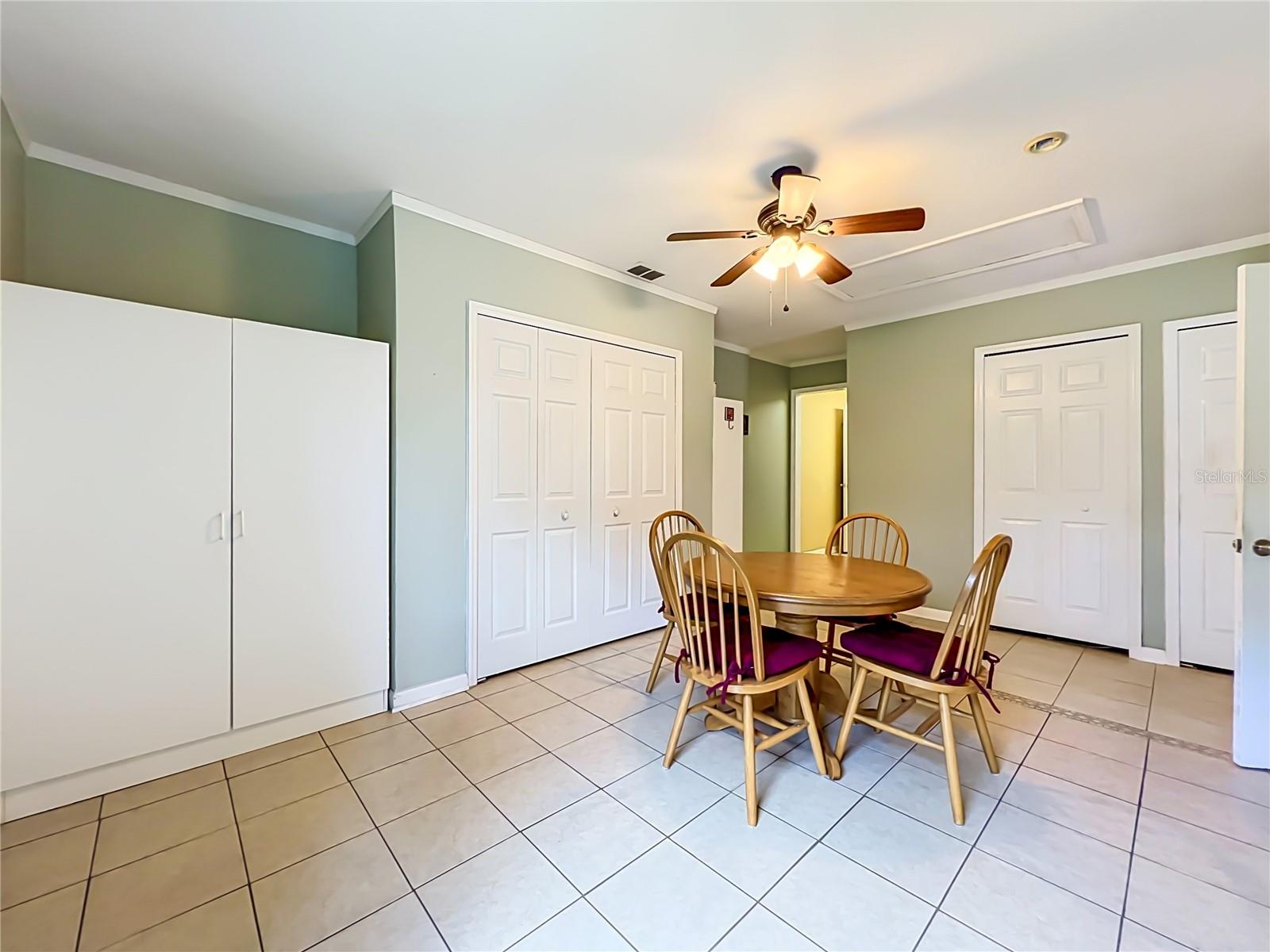 41821 Royal Trails Rd Property Photo 37