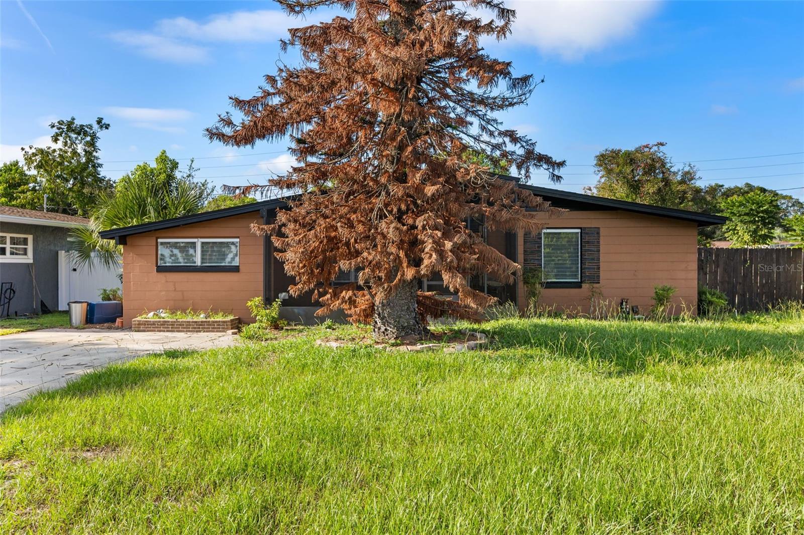 2168 RIDGE DR