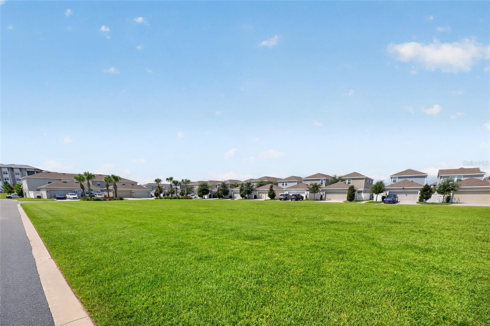 10648 Words Dr Property Photo 2
