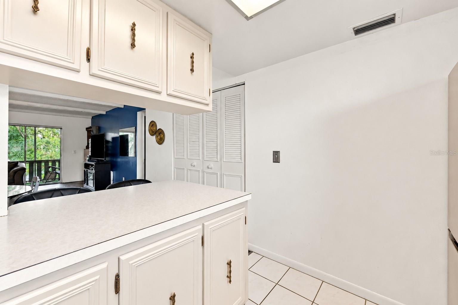4745 Avon Ct #4745 Property Photo 7