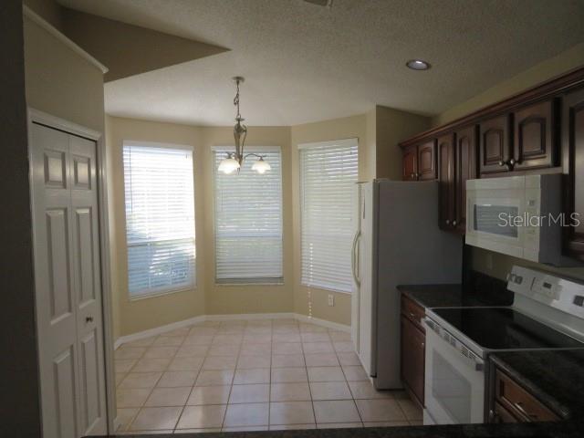 1271 Erdman Ct Property Photo 8