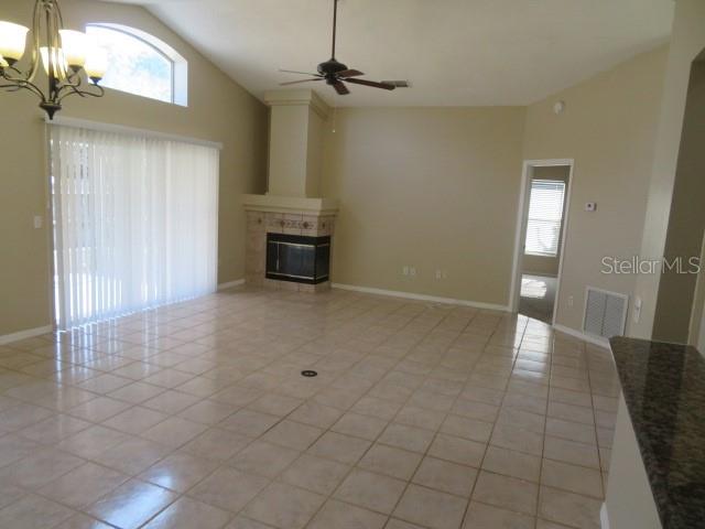 1271 Erdman Ct Property Photo 10