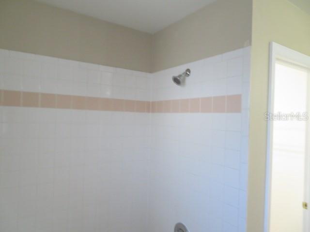 1271 Erdman Ct Property Photo 26
