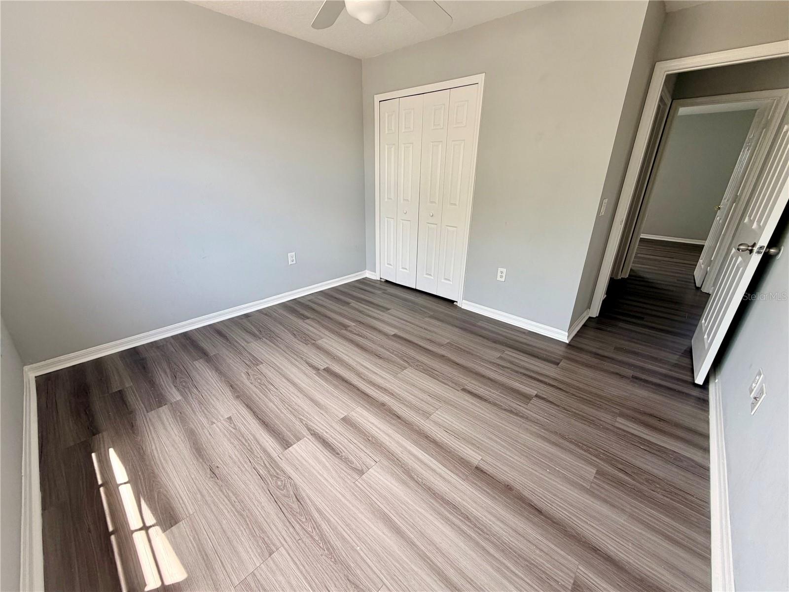 1202 Cumbrian Lakes Ct Property Photo 40