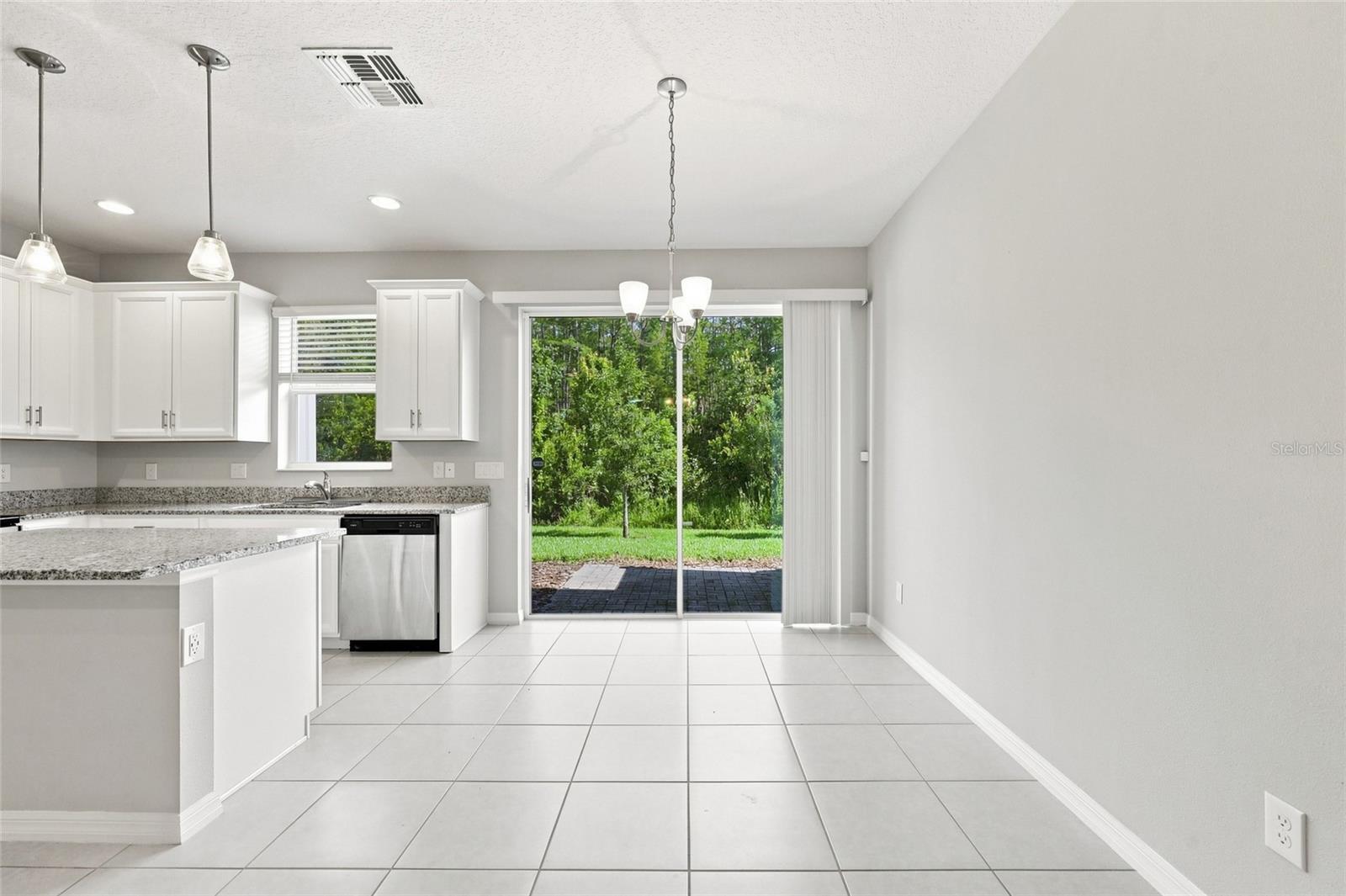 2559 Sedge Grass Way Property Photo 8