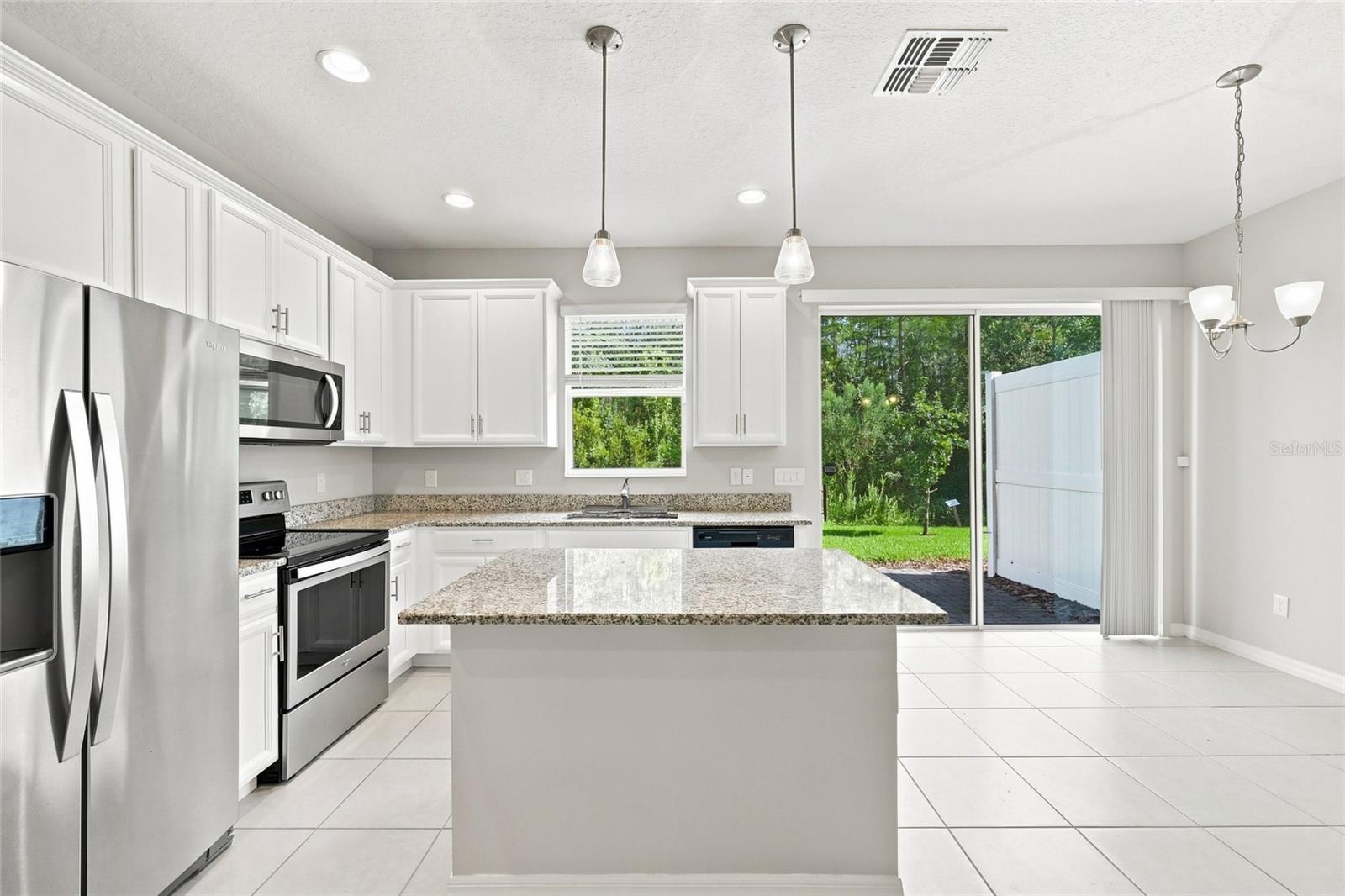 2559 Sedge Grass Way Property Photo 11
