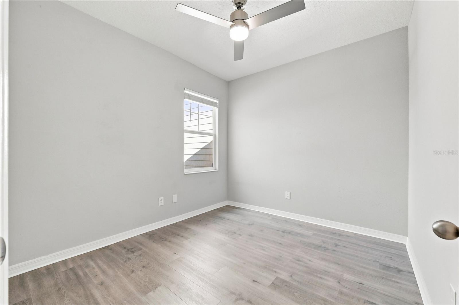 2559 Sedge Grass Way Property Photo 22