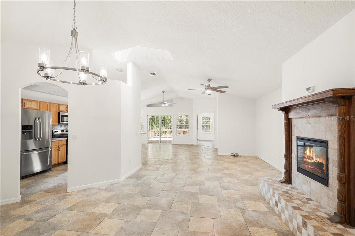 5526 Don Manuel Rd Property Photo 8