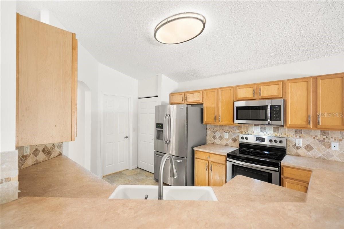 5526 Don Manuel Rd Property Photo 10