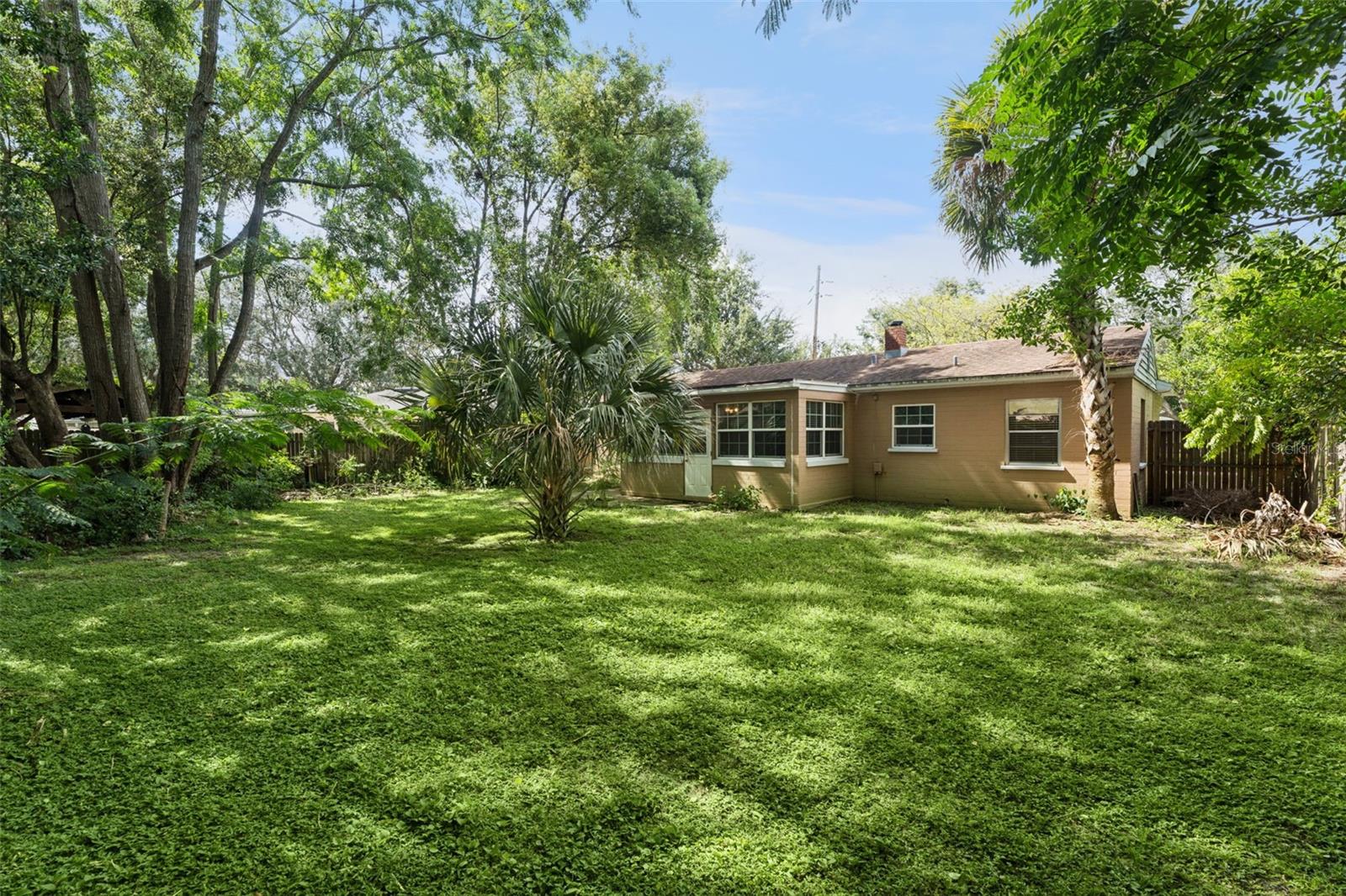1904 Valencia Rd Property Photo 14