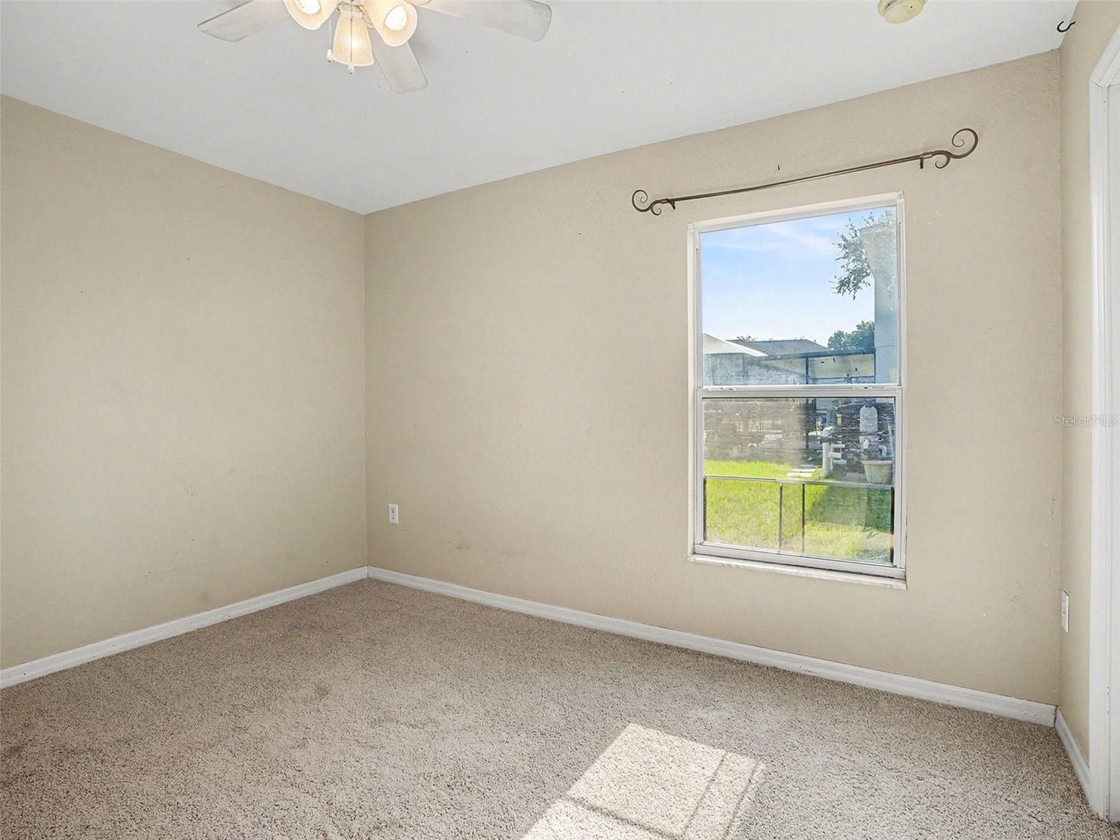 121 Shaddock Dr Property Photo 21