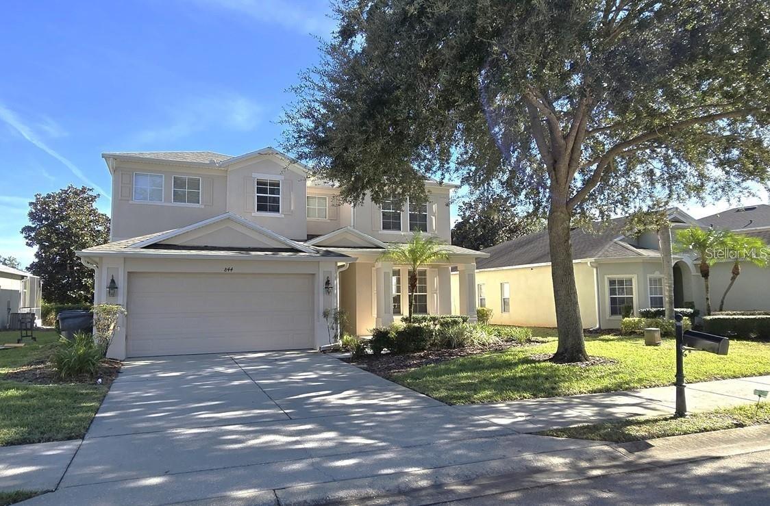 844 Suffolk Pl Property Photo 1