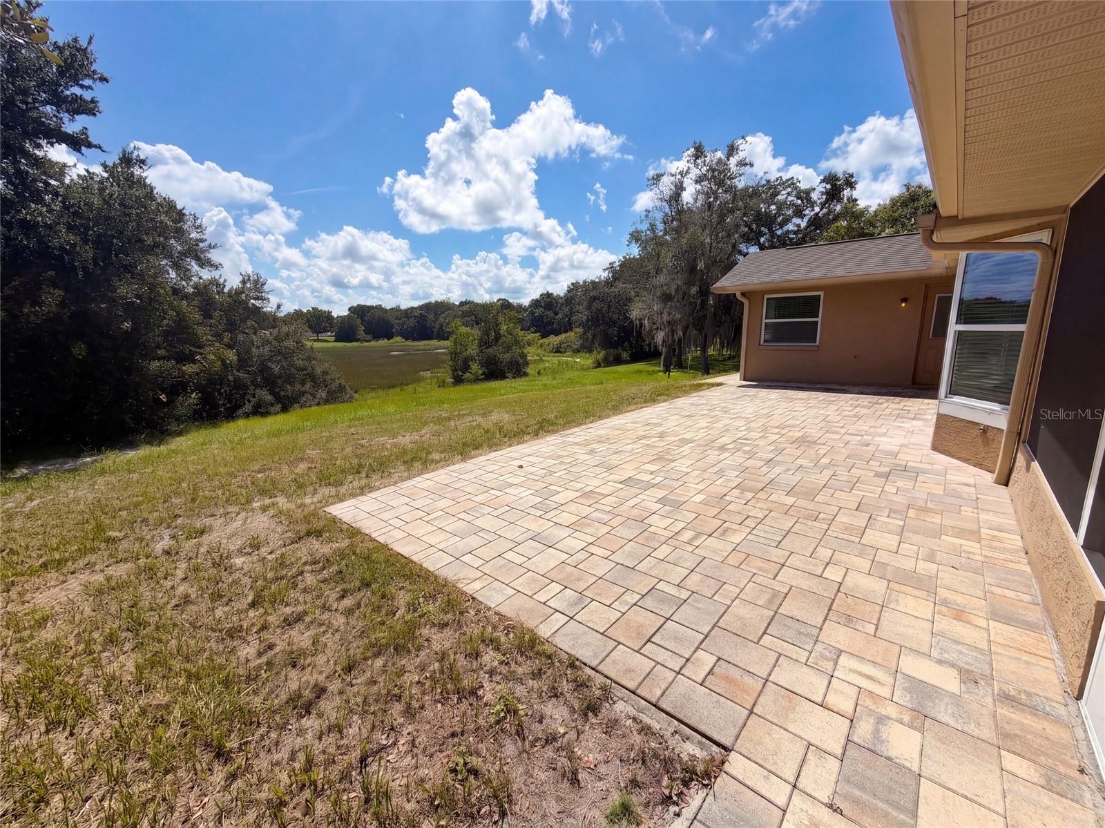 4573 Bayridge Ct Property Photo 3