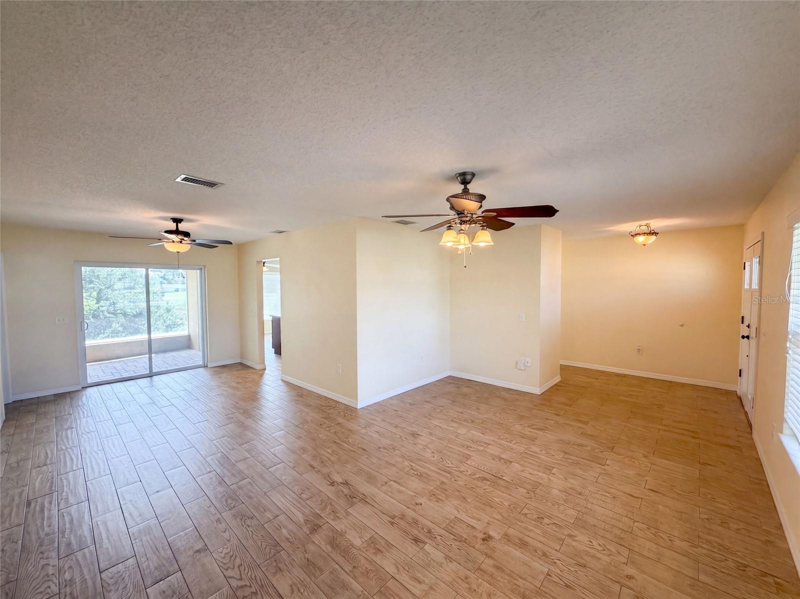 4573 Bayridge Ct Property Photo 13
