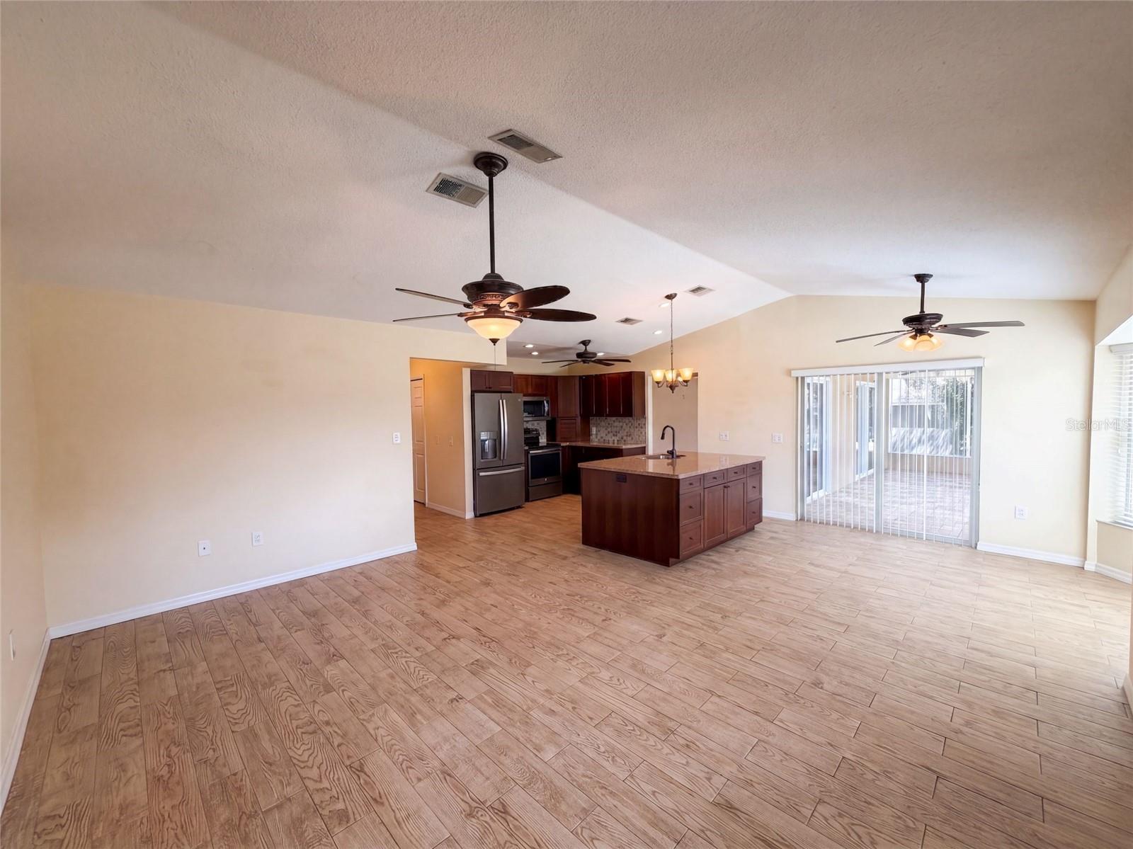 4573 Bayridge Ct Property Photo 18
