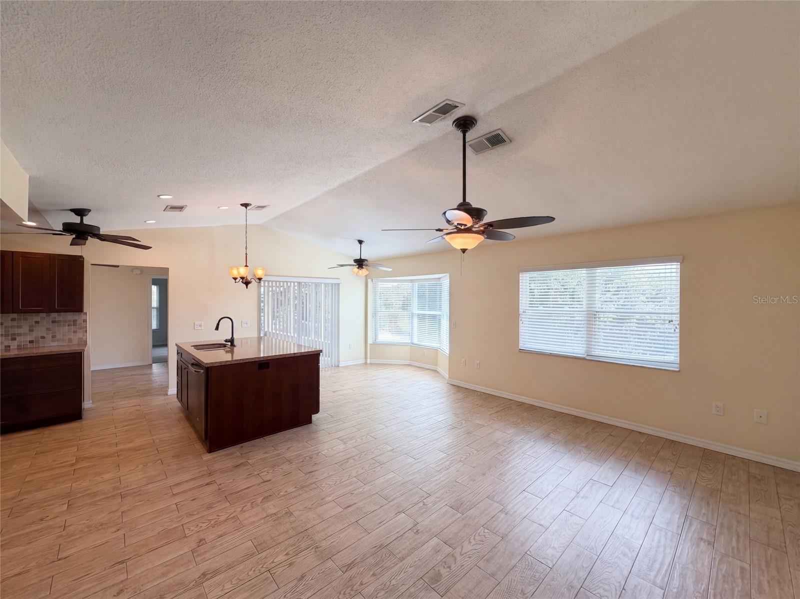 4573 Bayridge Ct Property Photo 19