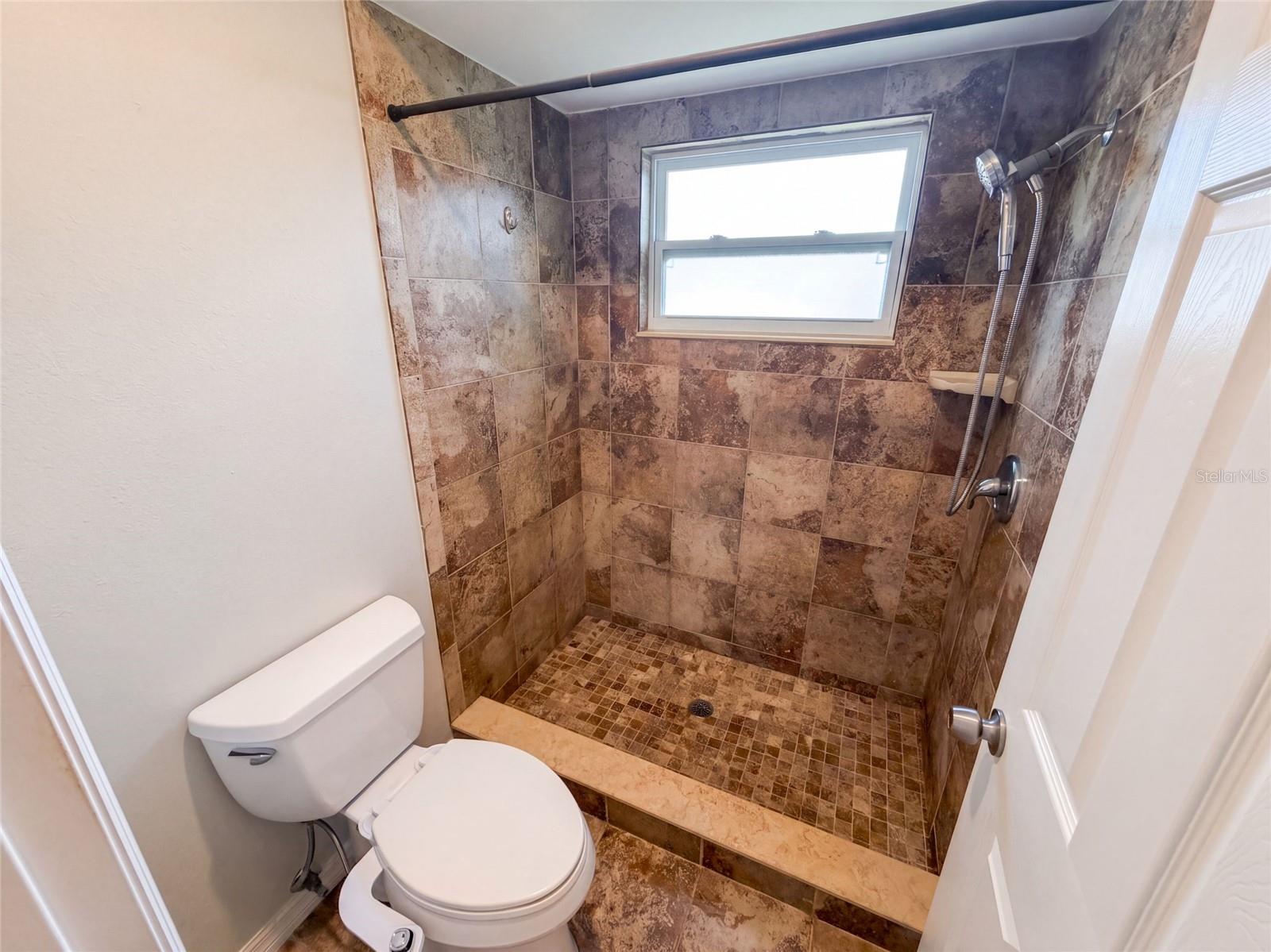 4573 Bayridge Ct Property Photo 28