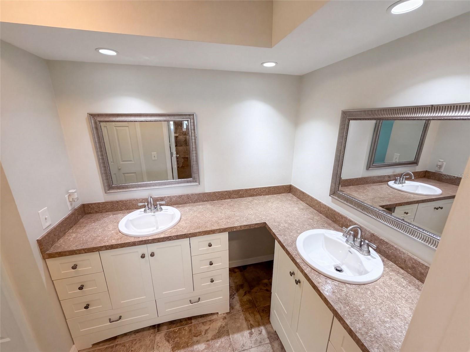4573 Bayridge Ct Property Photo 29