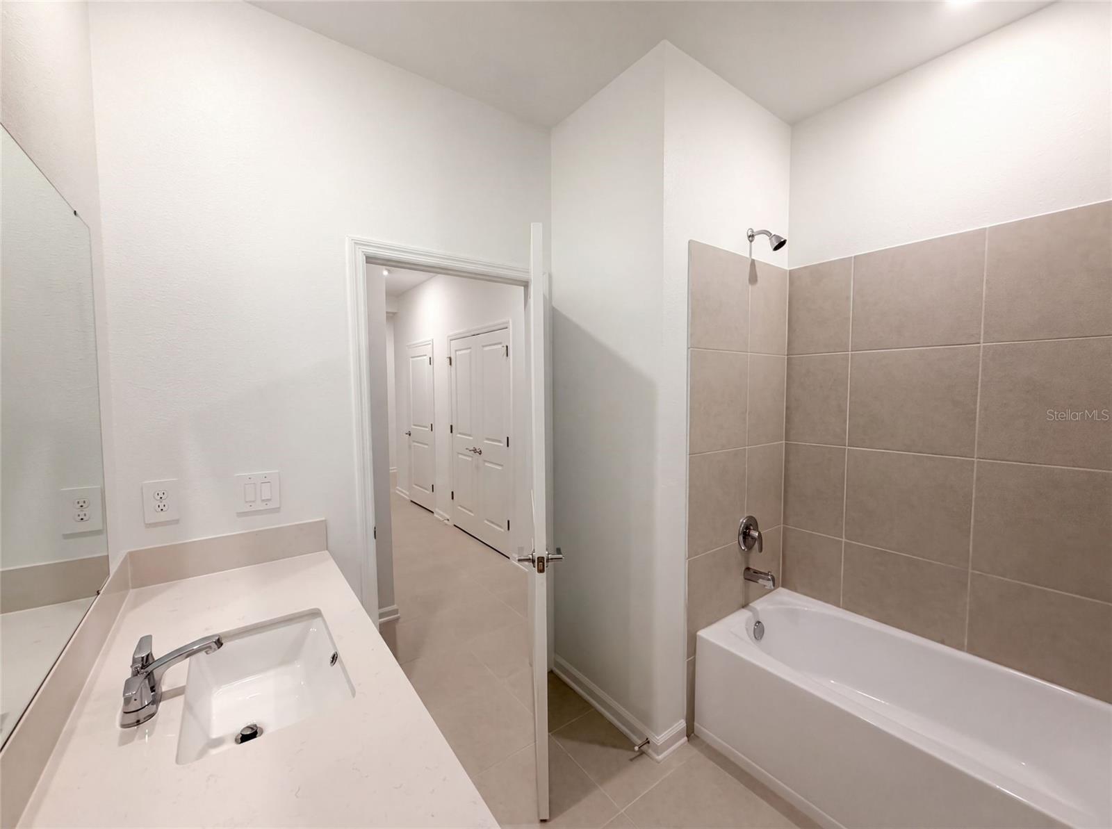669 Tundra Loop Property Photo 14