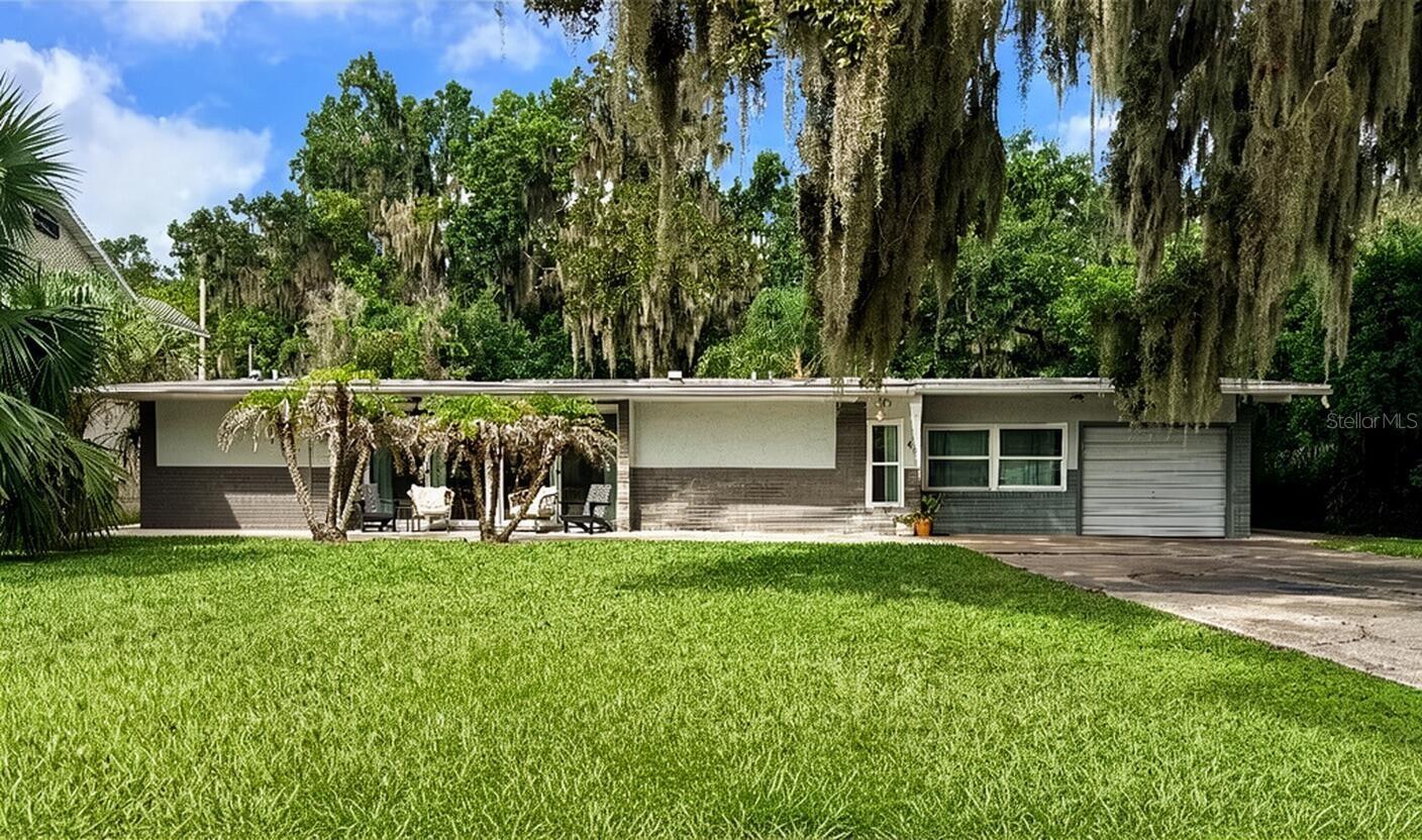 46 Palm Dr Property Photo 1