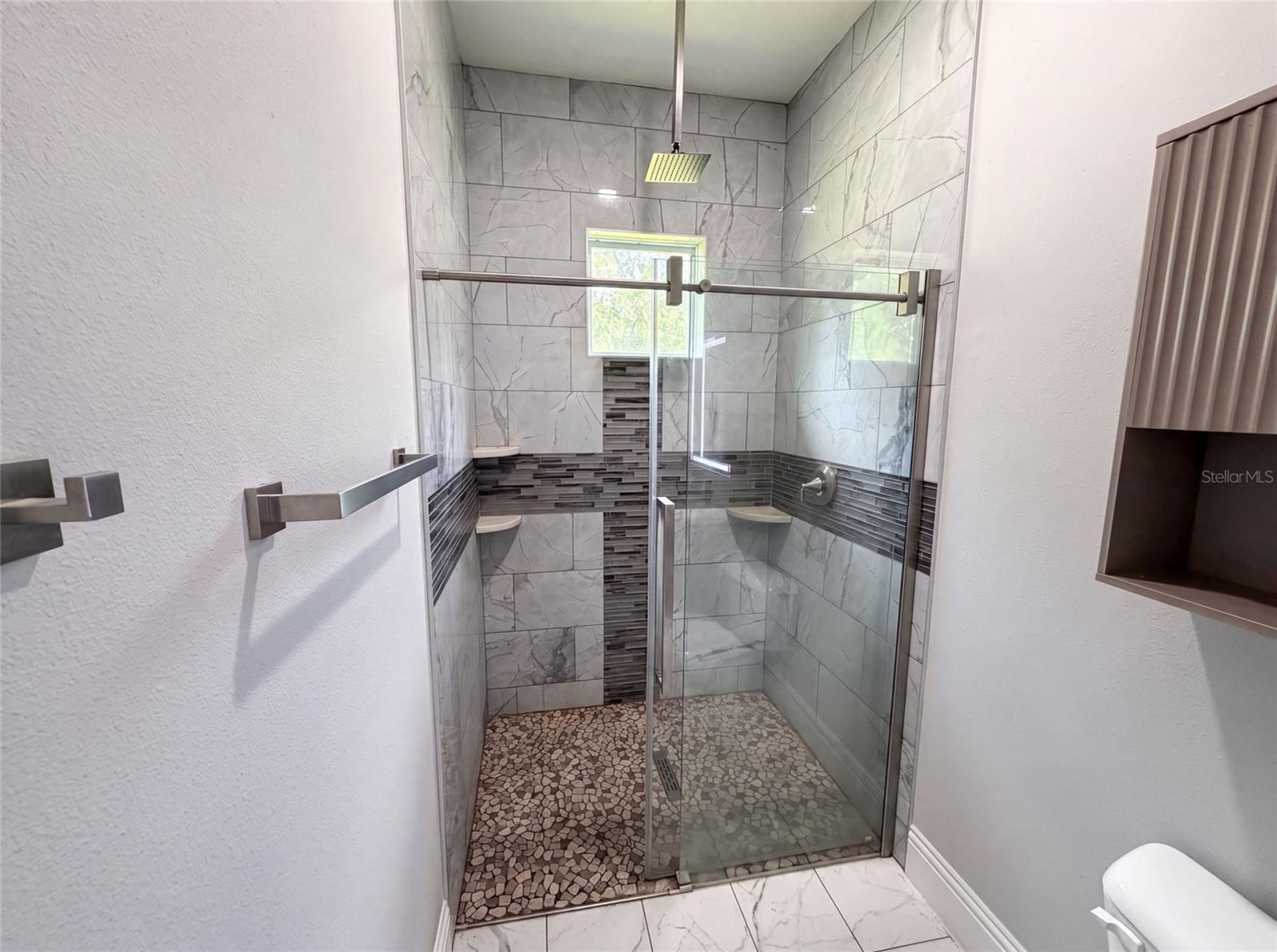 20797 Racine St Property Photo 20