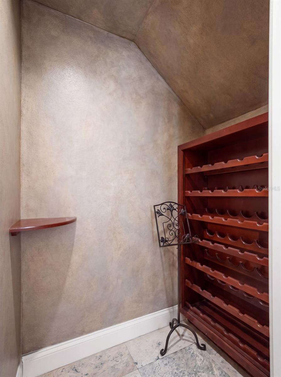 9222 Sloane St Property Photo 15