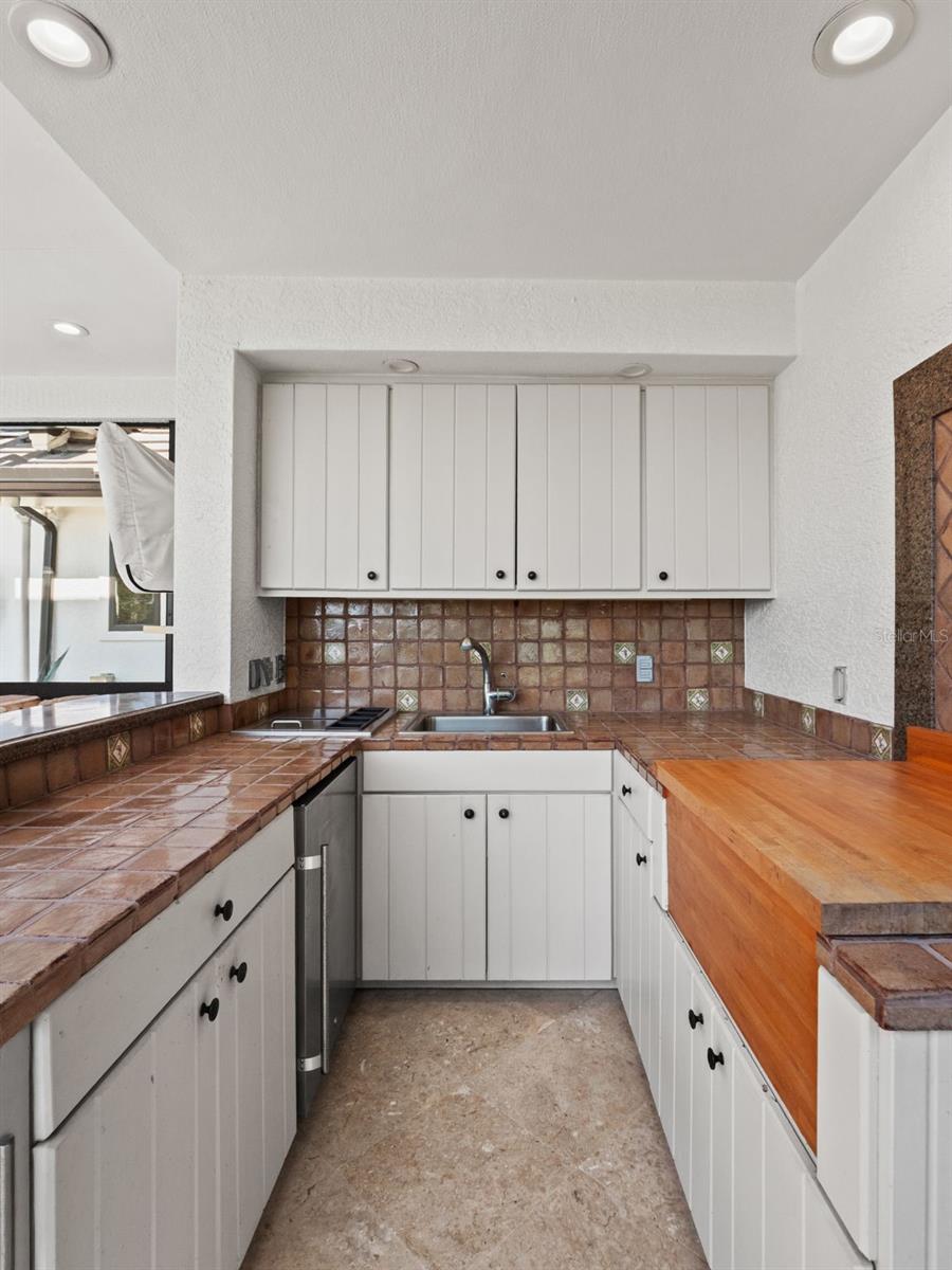 9222 Sloane St Property Photo 76