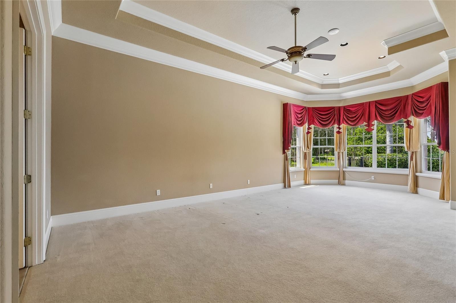 6102 S Hampshire Ct Property Photo 24