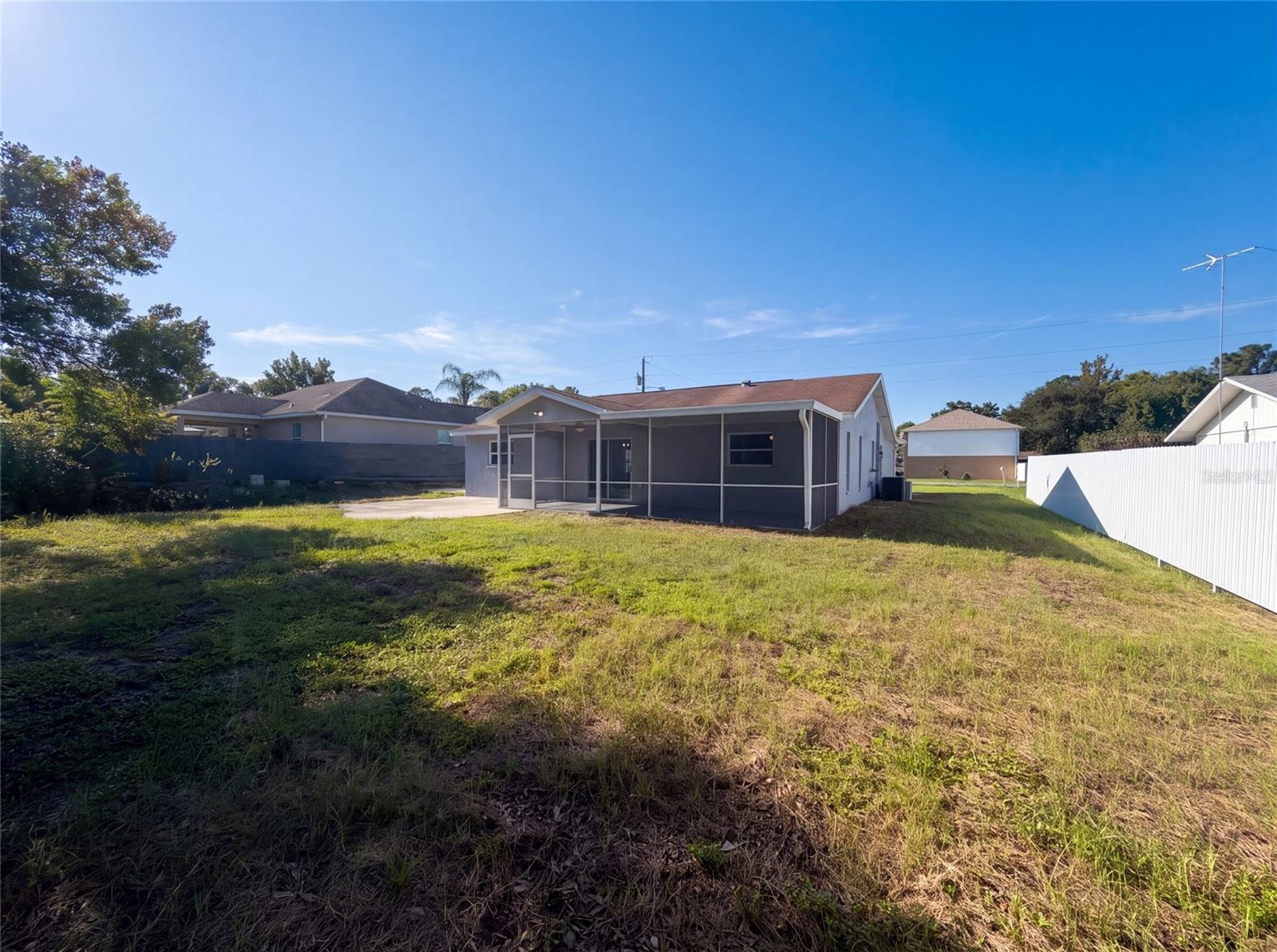 11339 Stacy St Property Photo 5