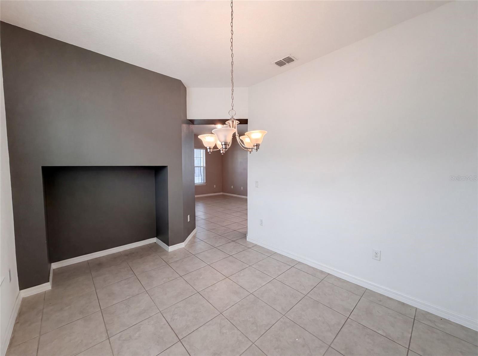 1572 Astoria Arbor Ln Property Photo 6