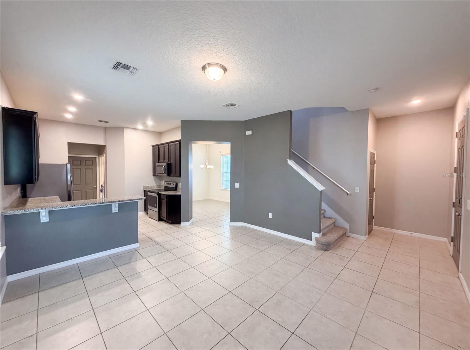 1572 Astoria Arbor Ln Property Photo 7