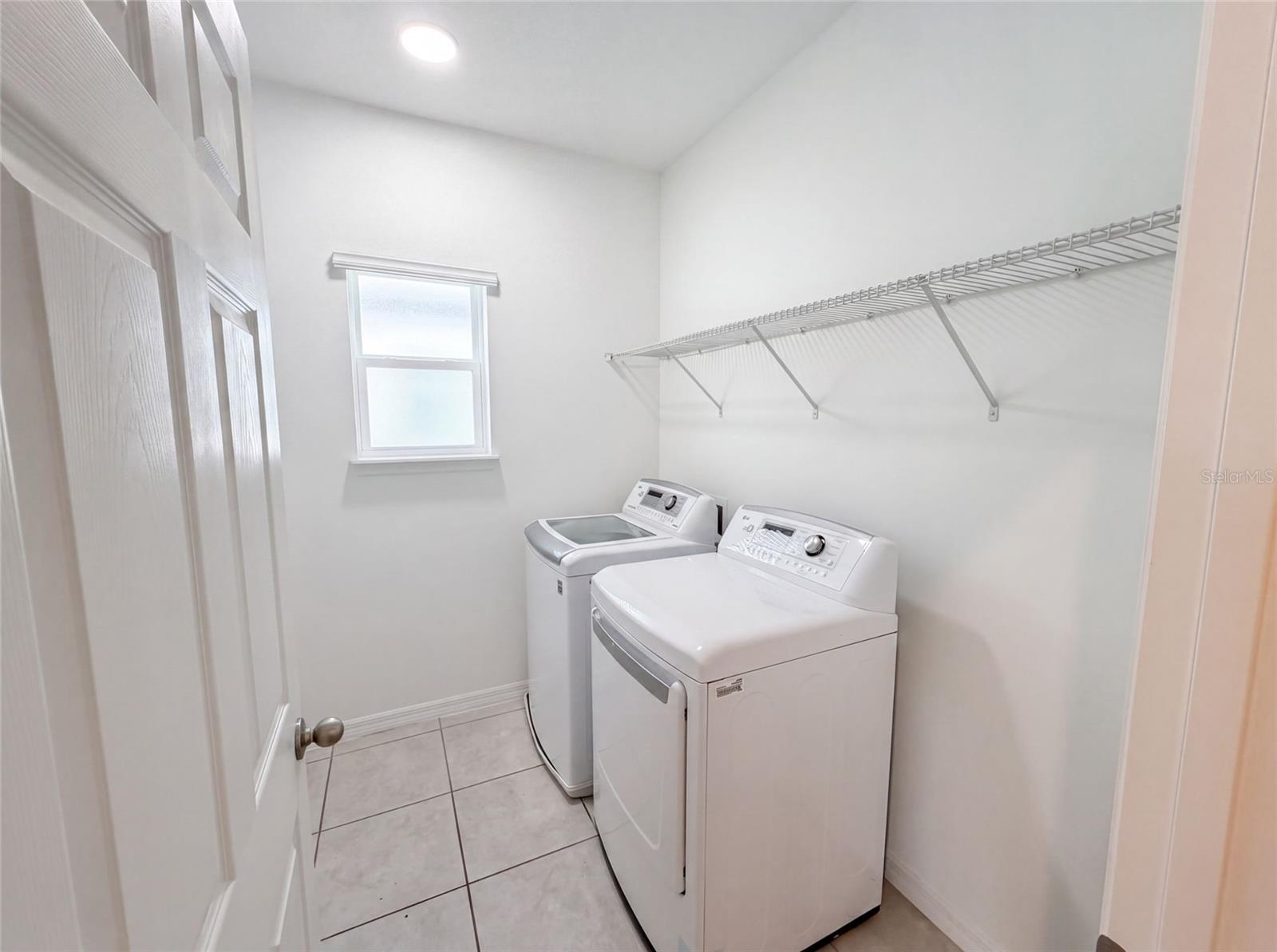 1572 Astoria Arbor Ln Property Photo 25