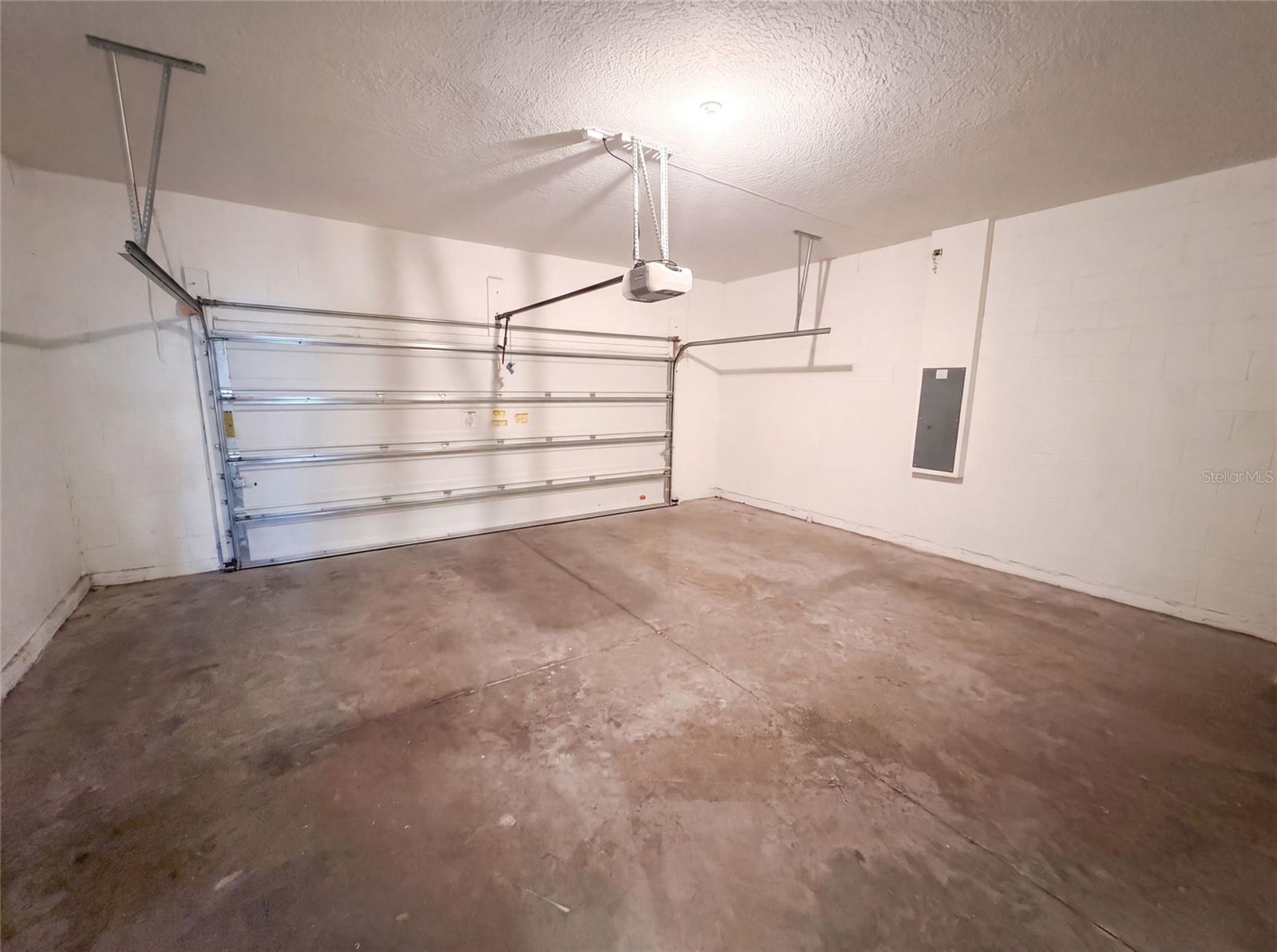1572 Astoria Arbor Ln Property Photo 26