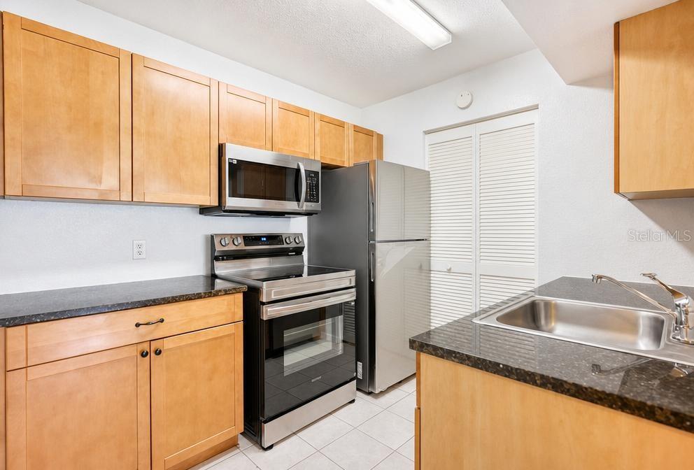 1015 S Hiawassee Rd #3516 Property Photo 5