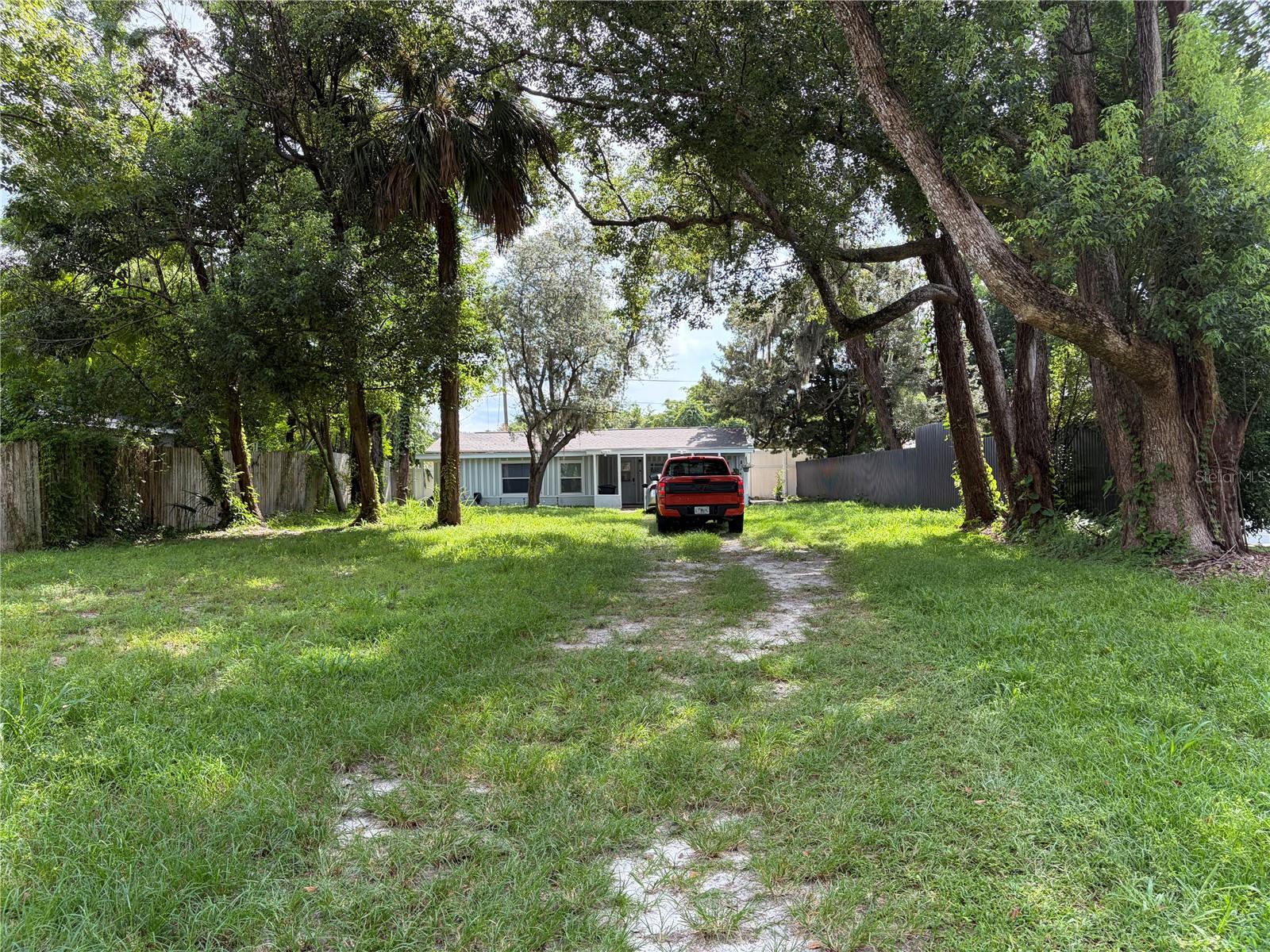 3815 Cypress Ave Property Photo 3