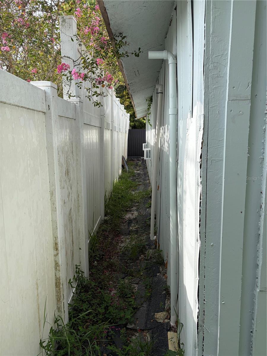 3815 Cypress Ave Property Photo 5