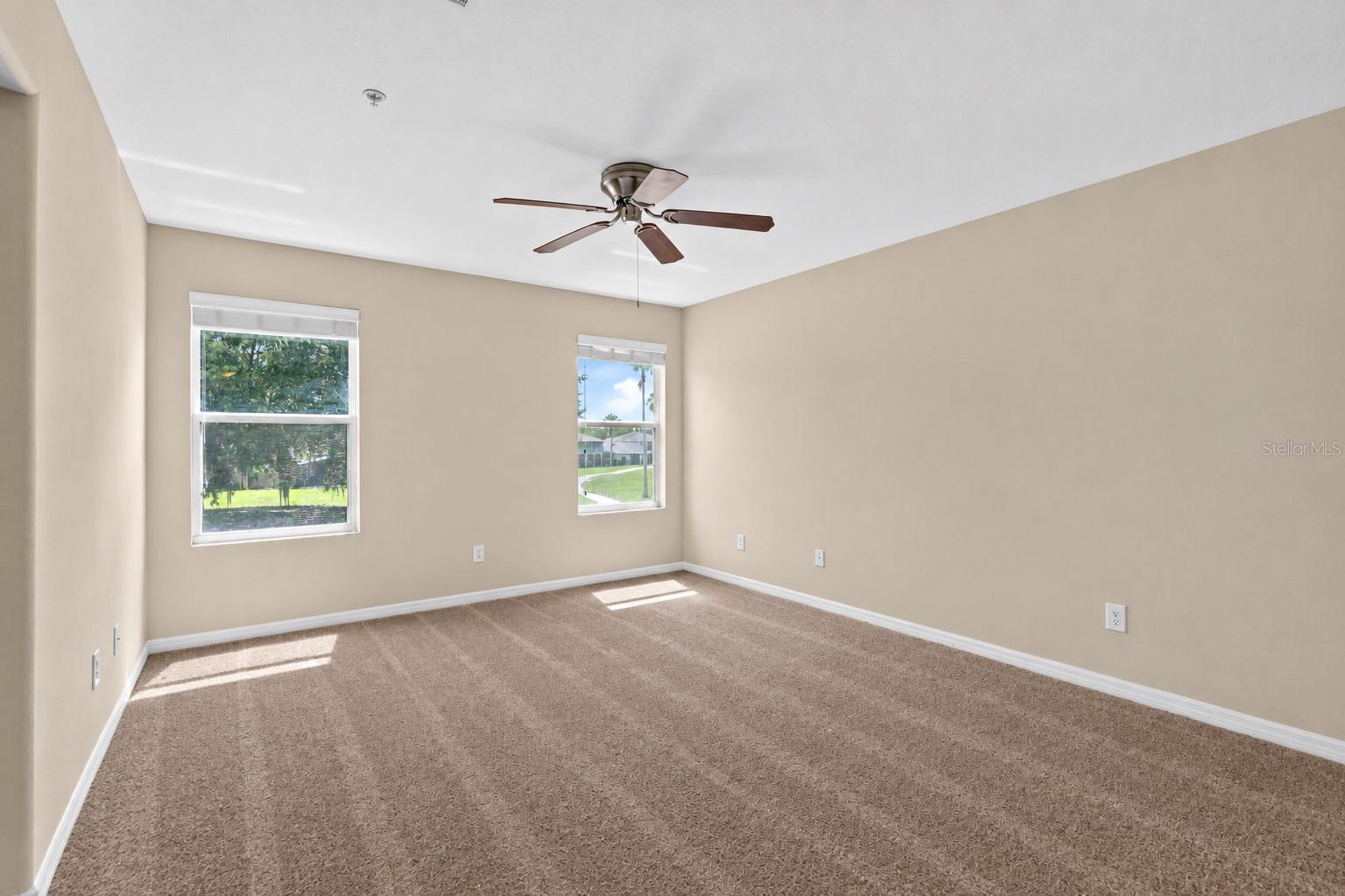 1327 Priory Cir #1327 Property Photo 14
