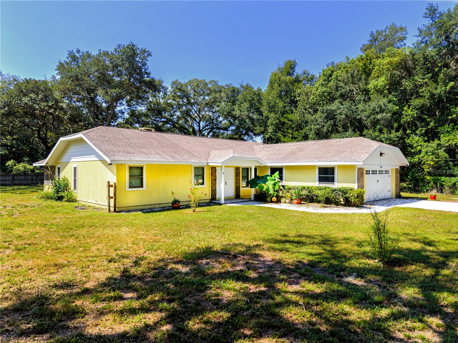7838 Sloewood Dr Property Photo 24