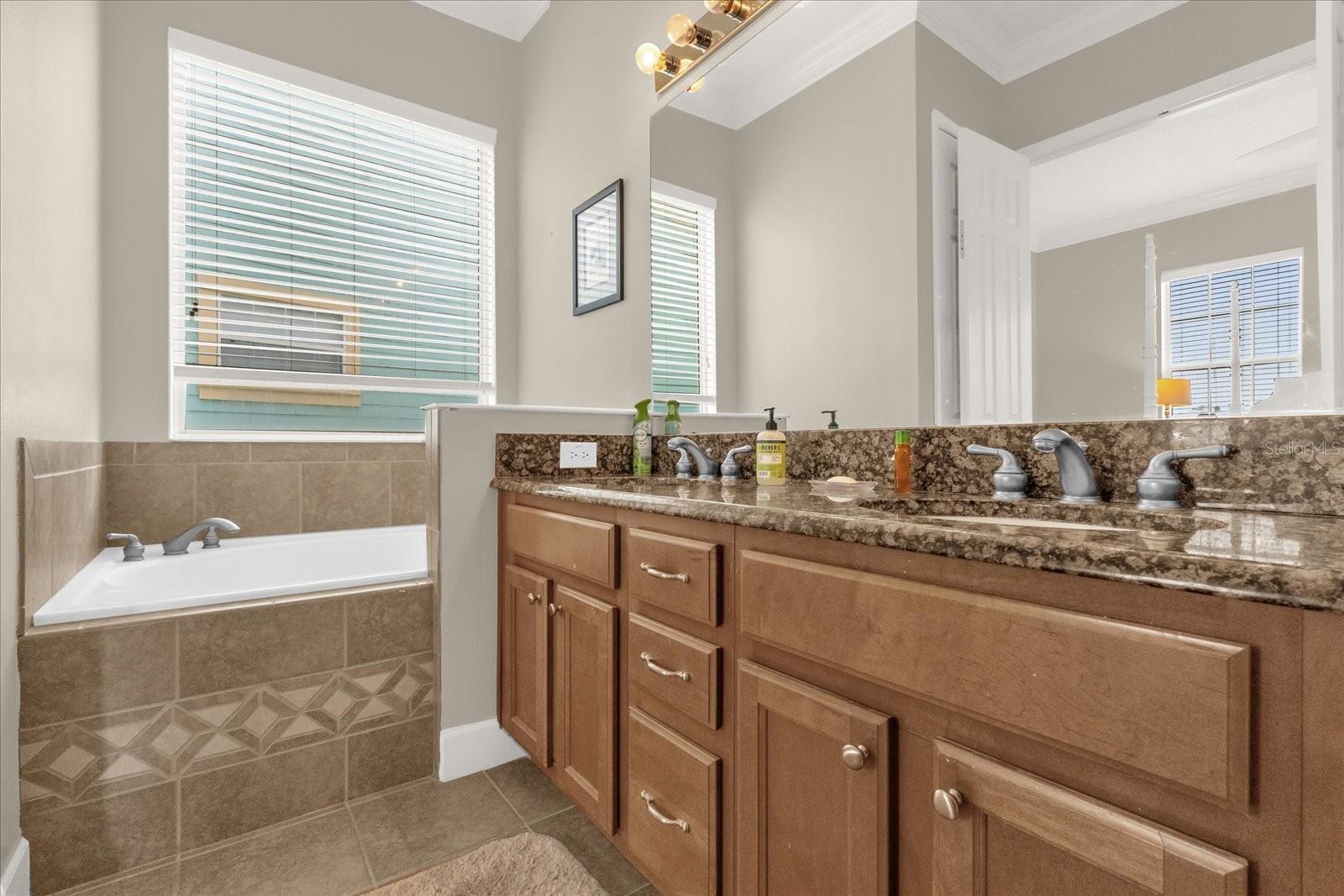 7766 Linkside Loop Property Photo 14