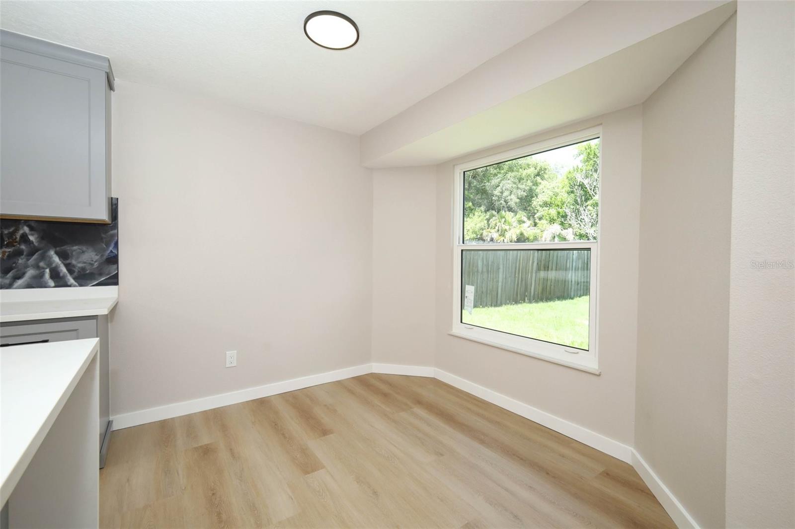 761 Robinhood Dr Property Photo 15