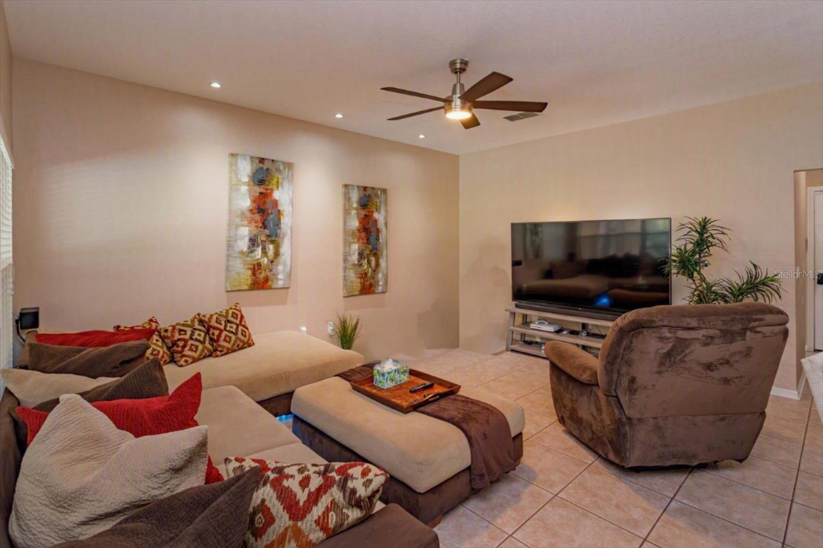 4338 Northern Dancer Way Property Photo 13