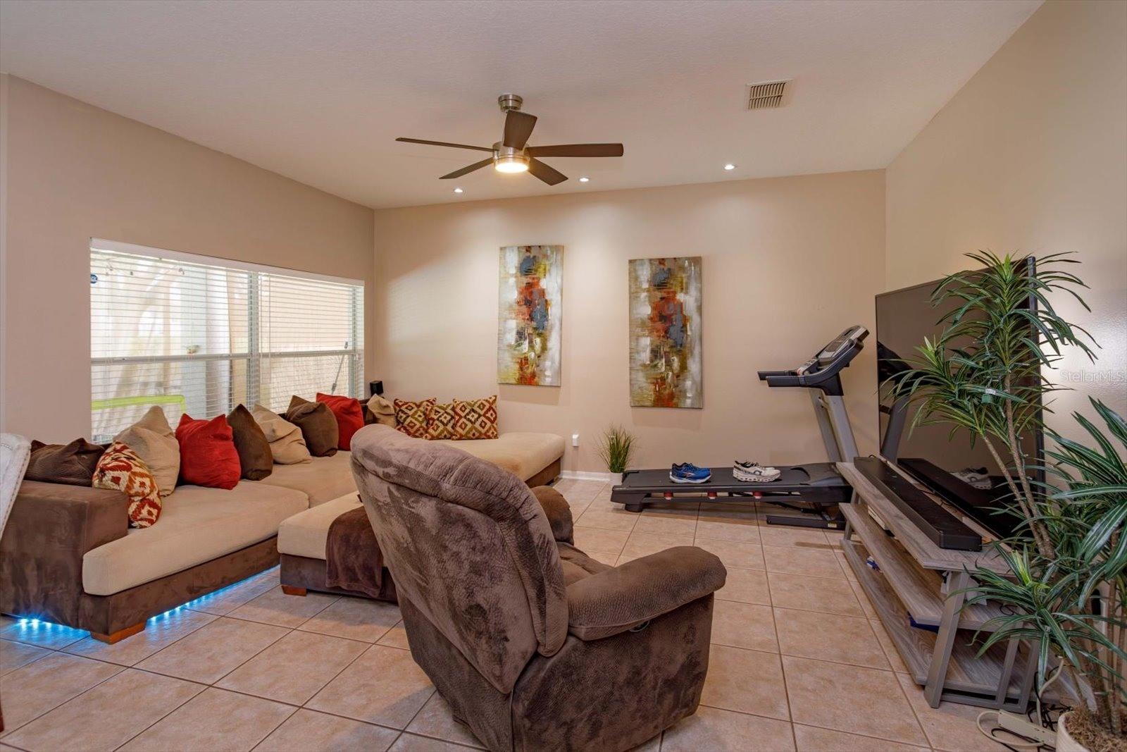 4338 Northern Dancer Way Property Photo 14
