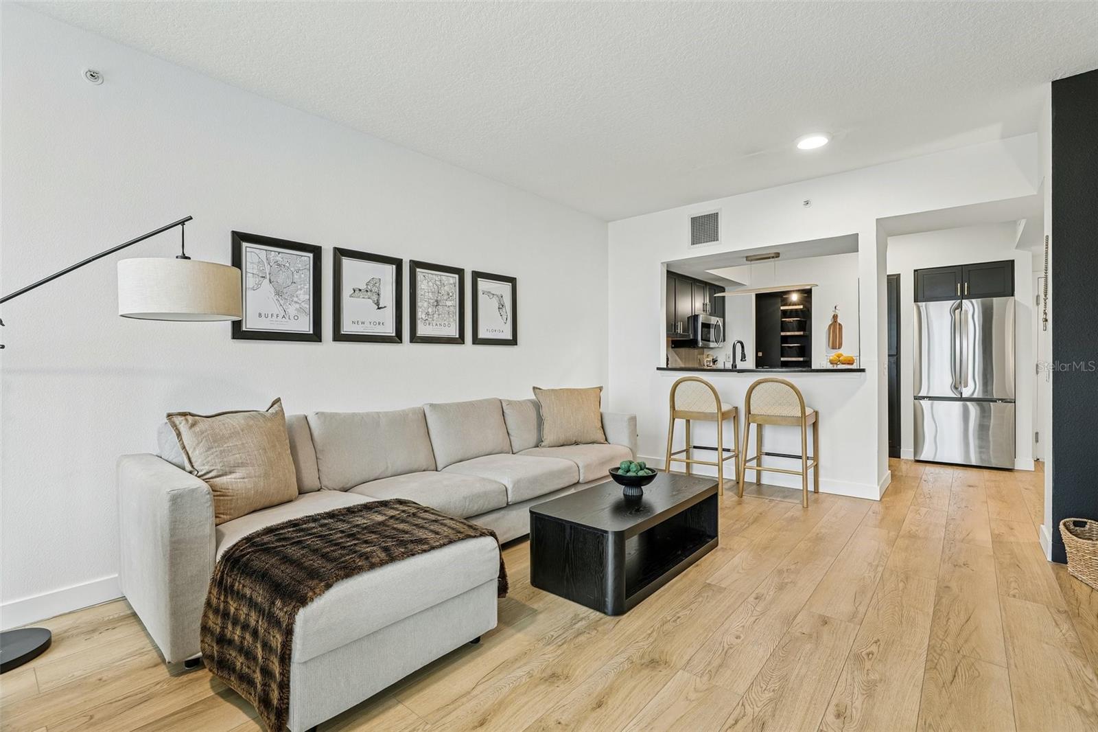 322 E Central Blvd #806 Property Photo 8