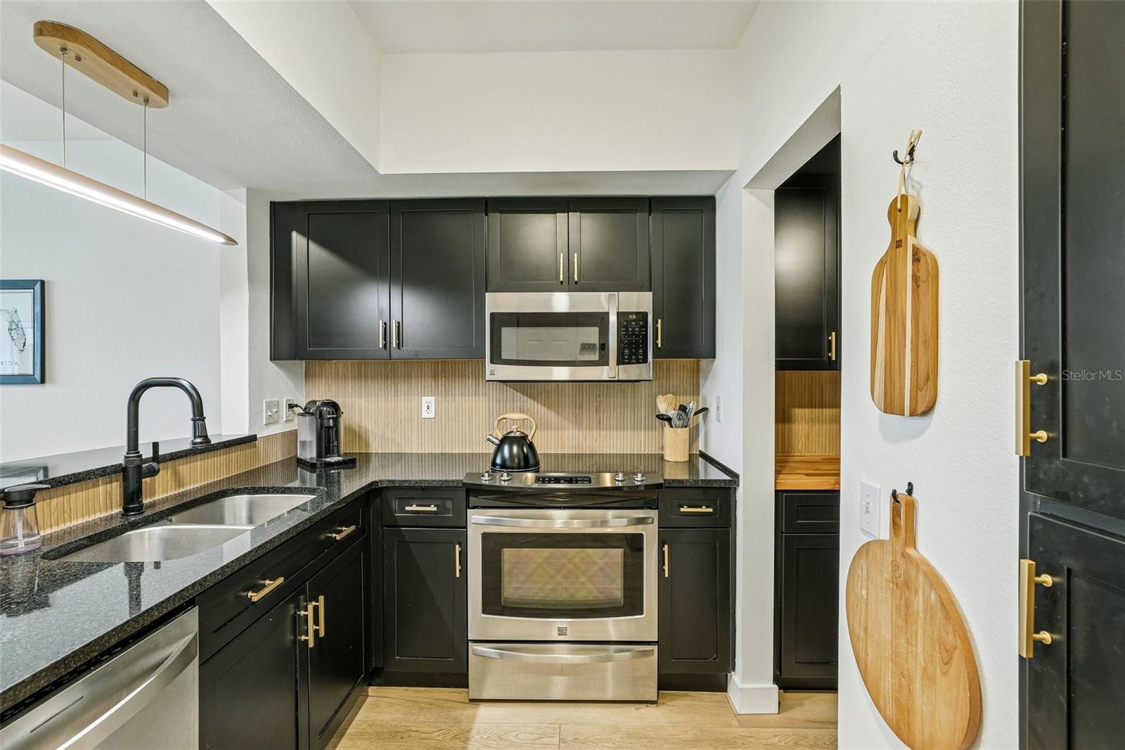 322 E Central Blvd #806 Property Photo 13