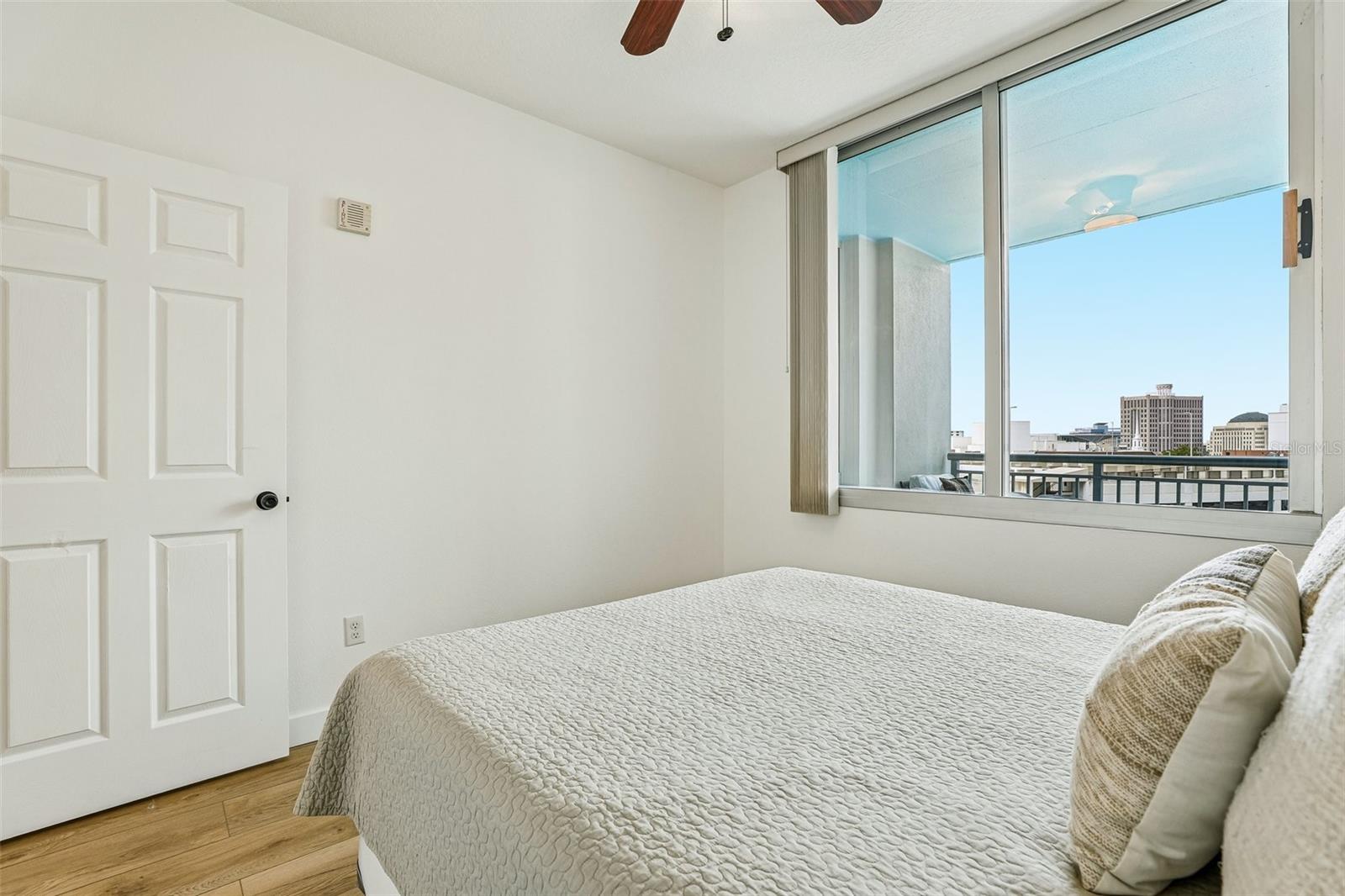 322 E Central Blvd #806 Property Photo 28