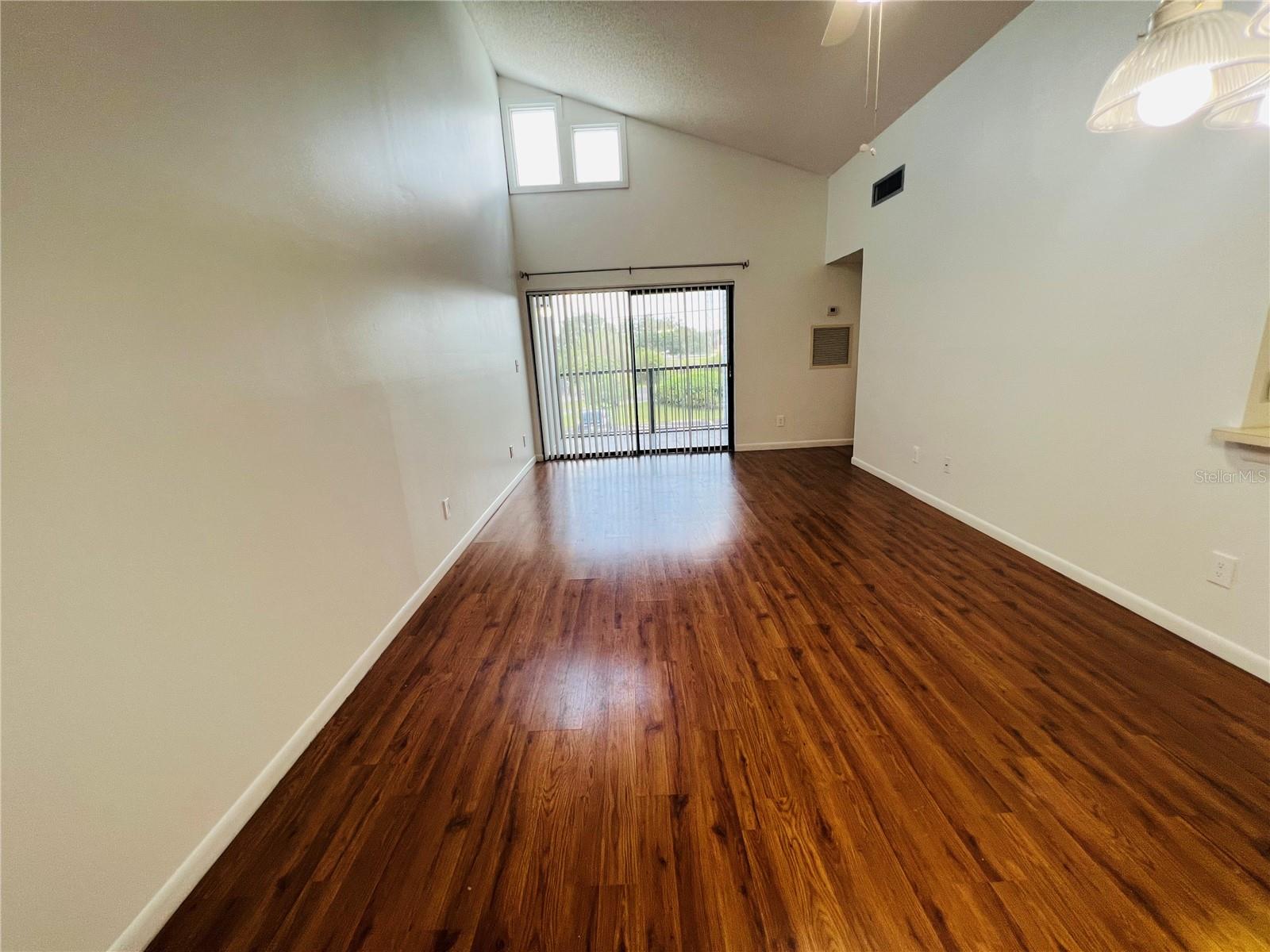 4045 Atrium Dr #u6 Property Photo 3