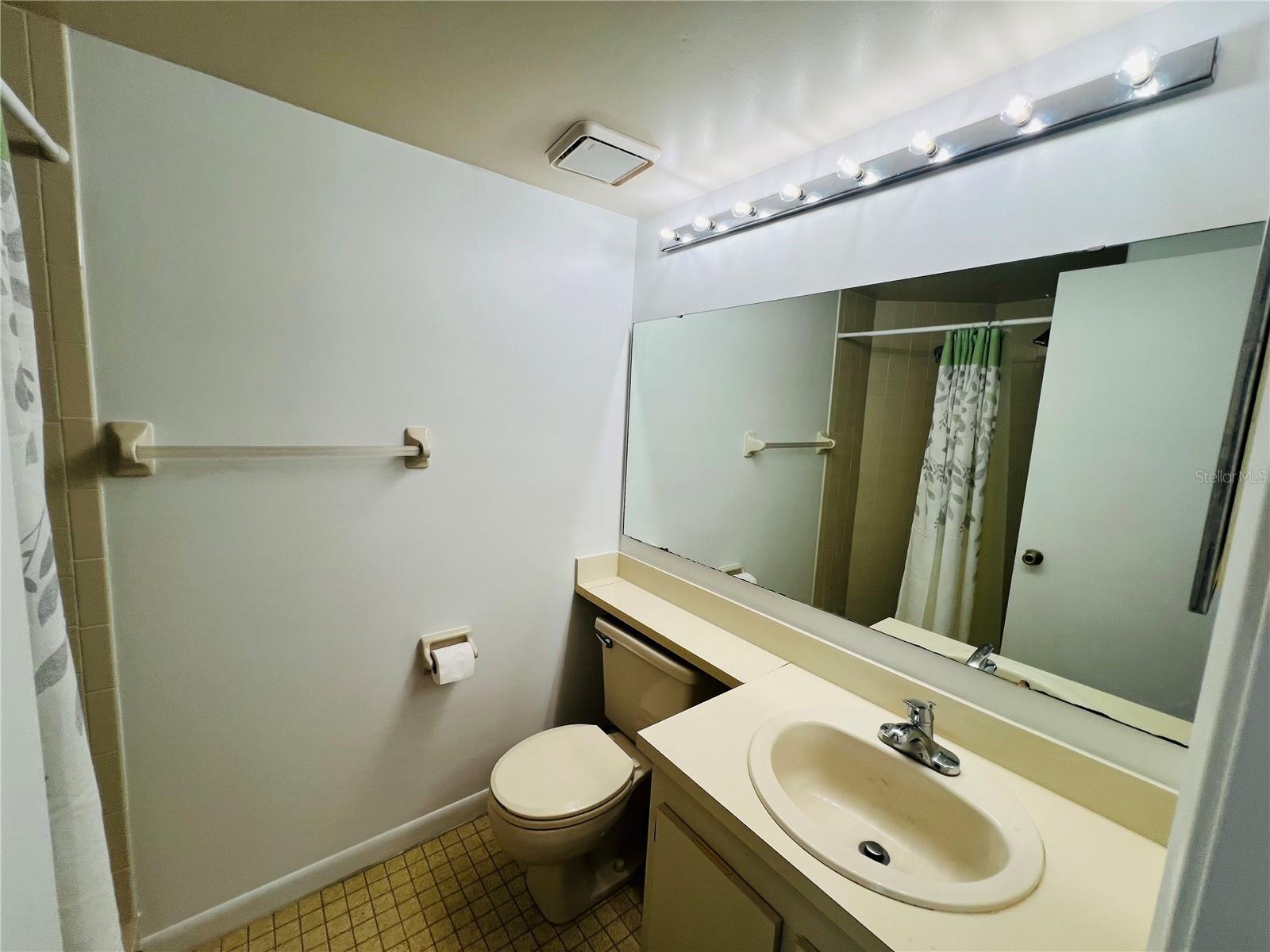 4045 Atrium Dr #u6 Property Photo 15